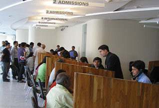 Patient Registration Area at Medanta – The Medicity